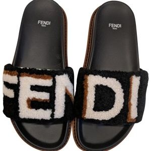 fendi shearling slides
